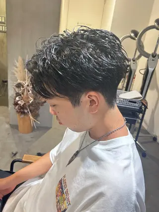 メンズ tote. 成瀬晃のヘアスタイル