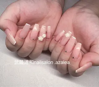 ネイル R inのネイルデザイン