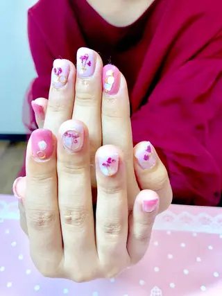 ネイル 出川 ゆりのネイルデザイン
