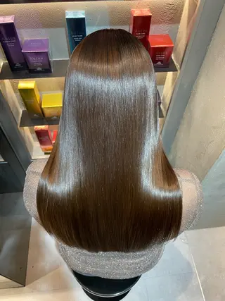 セミロング 半個室サロンyoures hair 髪質改善トリートメント東新宿店所属・榊原竜弥 髪質改善/美髪作りのヘアスタイル