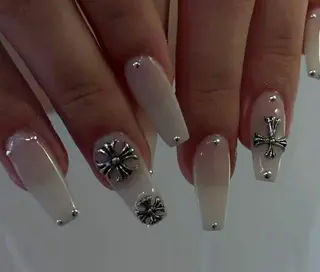 ネイル Queen Nail 柏店　クイーンネイルのネイルデザイン