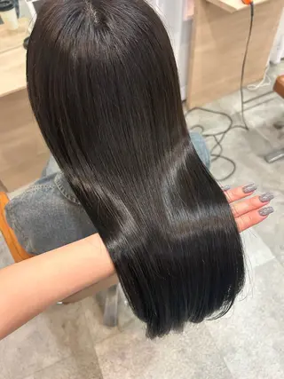 ロング チナツ/透明感カラー /酸性縮毛のヘアスタイル