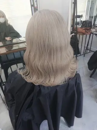 セミロング カラー ヘアアレンジ パーマ ネイル マツエク・マツパ アイブロウ カラー特化サロン大阪 ルービック江坂/新城のヘアスタイル