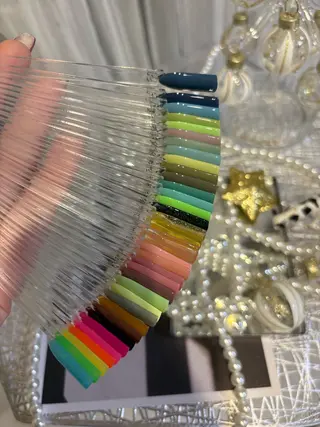 ネイル .8 HAREのネイルデザイン