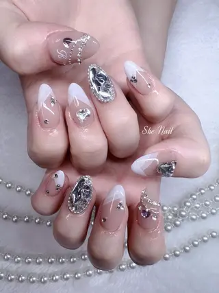 ネイル She   Nail所属・ISA_ BELLAのネイルデザイン