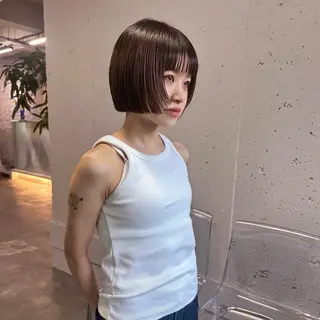 ショート ボブ/顔周りレイヤー 似合わせcut🪽のヘアスタイル