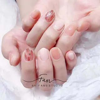 ネイル 🌻FAN'S STUDIO池袋🌻のネイルデザイン