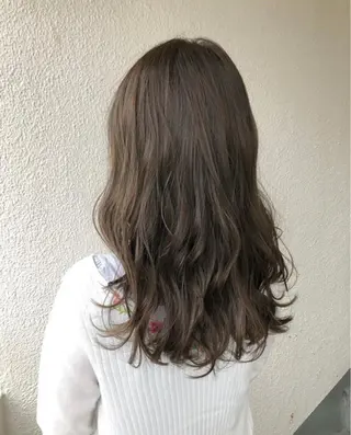 カラー FURUKAWA JUNYAのヘアスタイル