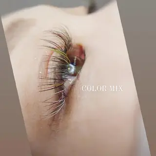 マツエク・マツパ U_la所属・U_la [ウーラ] 片岡の眉毛・アイブロウイメージ