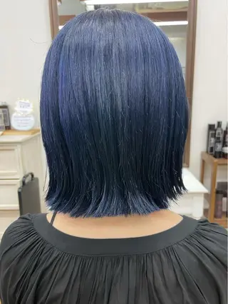 ショート カラー 森安 華楠のヘアスタイル