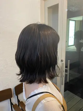 ミディアム カラー 丸山 史香のヘアスタイル