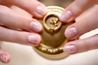 ネイル ママリンド　志村坂上店所属・しみ えんのネイルデザイン