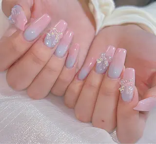 ネイル ネイルサロンエクラ 🫧Shizukaのネイルデザイン