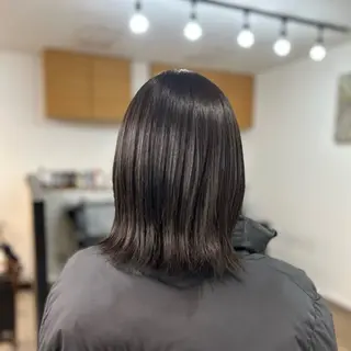 ミディアム カラー 冬の透明感カラー／ ハラのヘアスタイル