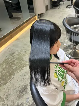 セミロング 艶透明感カラー/ 髪質改善/三ツ木一生のヘアスタイル