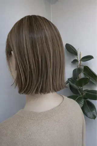 ミディアム カラー 遠藤 広美のヘアスタイル