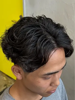 ショート パーマ メンズ ユウト 【メンズ限定】のヘアスタイル