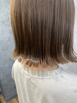 ミディアム 山本 咲貴のヘアスタイル