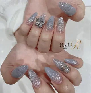 セミロング JNA認定講師🌸 RIEのネイルデザイン