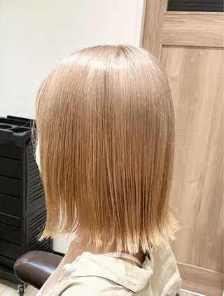 ミディアム カラー 🌈派手髪ハイトーン 🌈鈴木亮太🌈のヘアスタイル