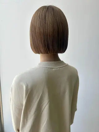 ショート 勝野夏希/ハイトーン /ボブ/松本のヘアスタイル