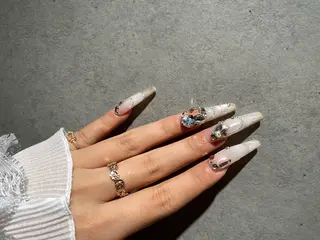 ネイル I-nailロング /ワンホン/キラキラのネイルデザイン