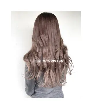 ロング hair studio Zen〜kalon所属・Jura／ レイヤーカットのヘアスタイル