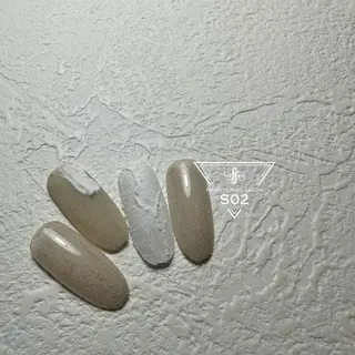 ネイル S02 𝙲𝚑𝚒𝚎のネイルデザイン