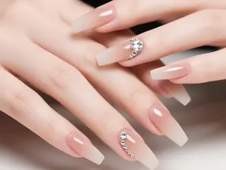 ネイル 藤江 月のネイルデザイン