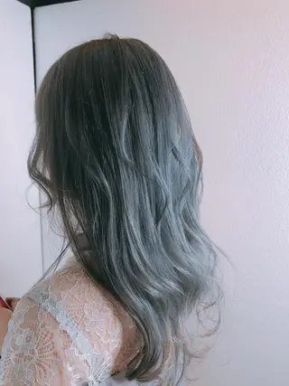 セミロング カラー TWIN【トゥイン】所属・👑似合わせレイヤー が好評👑佐久田のヘアスタイル