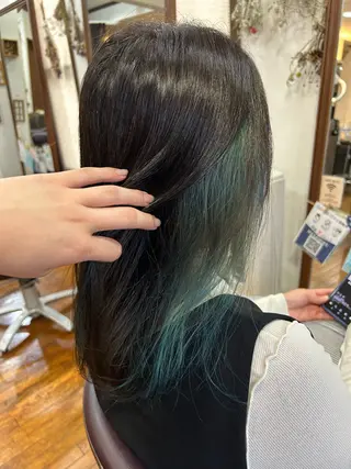 カラー 中島 優のヘアスタイル