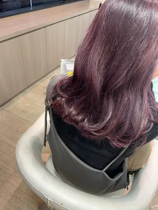 ロング カラー 松佐 ゆかりのヘアスタイル