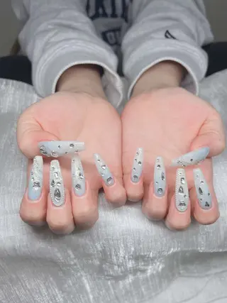 ネイル Lee Nailsのネイルデザイン