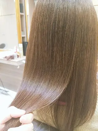 セミロング Ash 店長　山下達也のヘアスタイル