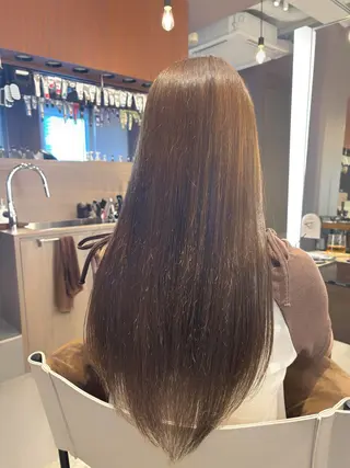 ロング Iris by artina 武蔵小杉店【イリス バイ アルティナ】所属・🎼レイヤー/顔周り カット/nene♬のヘアスタイル