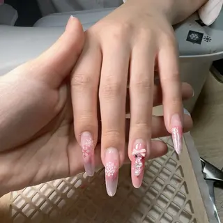 ネイル LI XINLUのネイルデザイン