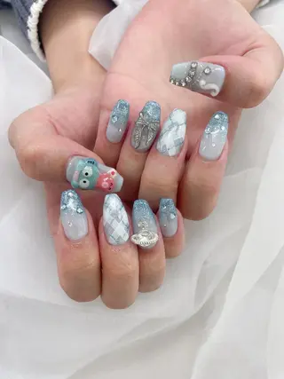 ネイル 五十嵐 美智のネイルデザイン