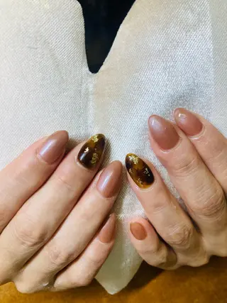 ネイル ECLAT エクラ所属・寺山 千鶴のネイルデザイン