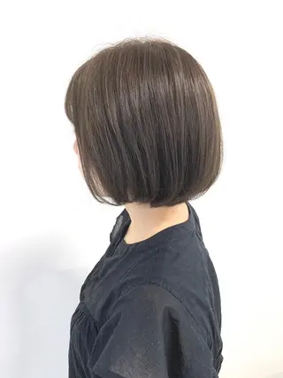 ショート カラー 色白に見える暗髪 梅田・増田のヘアスタイル