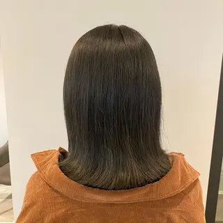 ミディアム 透明感カラー✨ 酸性ストレート特化のヘアスタイル