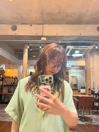 セミロング パーマ 🫧髪質改善・美髪 艶髪🫧ニタ シンゴのヘアスタイル