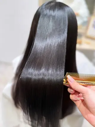 ロング 河相 珠菜のヘアスタイル