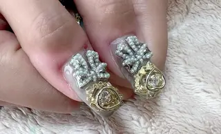 ネイル t. yoshizawaのネイルデザイン