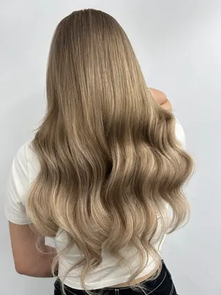 ロング カラー alpha. カラーエクステ下妻のヘアスタイル