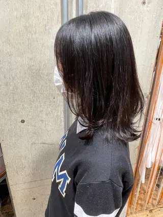 ミディアム ワタナベ アオイのヘアスタイル