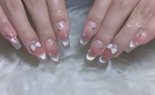 ネイル She   Nail所属・ISA_ BELLAのネイルデザイン