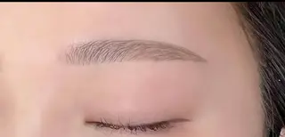 アイブロウ プラスアイ横浜西口店所属・❤︎ MUMU ❤︎のマツエク・マツパデザイン