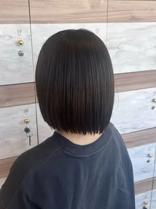 カラー 井上 優那のヘアスタイル