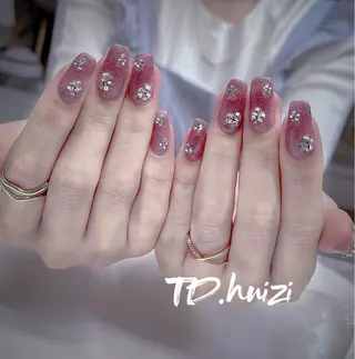 ミディアム めぐみのネイルサロン 惠のネイルデザイン