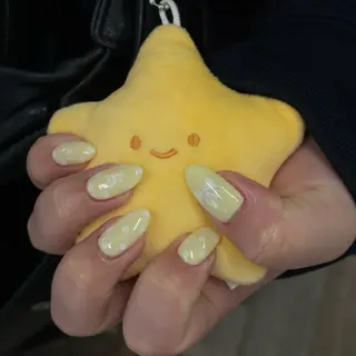 ミディアム mark 🤍Yuki🤍のネイルデザイン